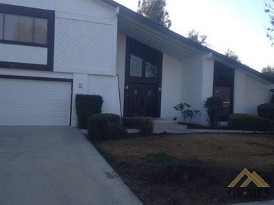201 Camino Del Oeste, Bakersfield, CA, 93309