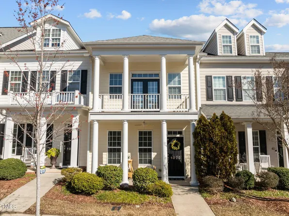 1020 Christopher Dr, Chapel Hill, NC 27517