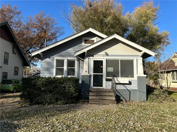 1414 Mattern Ave, Des Moines, IA 50316