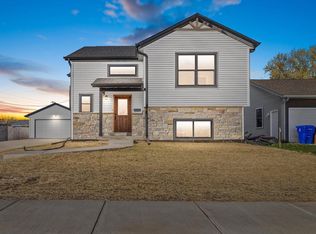 4920 37th Ave, Kenosha, WI 53144