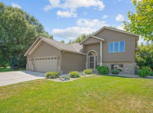 13365 Zachman Ct, Rogers, MN 55374