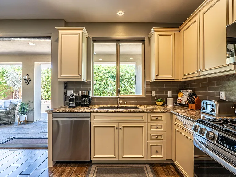 82820 Kingsboro Ln #82820 — Photo 34