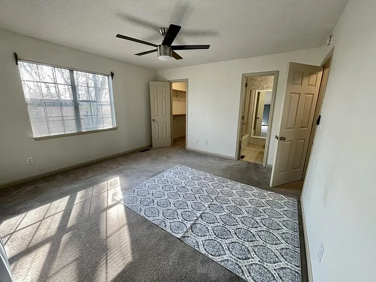 113 Elizabeths Ct — Photo 1