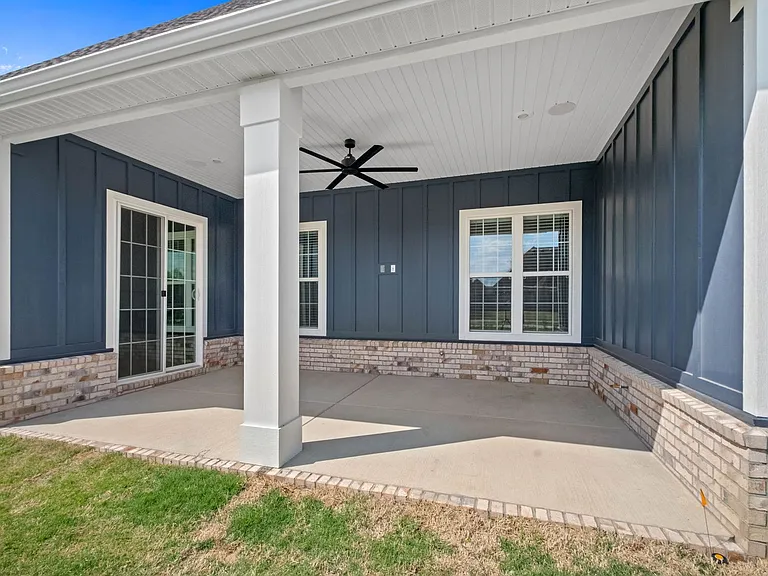6465 Courtland Ave — Photo 17