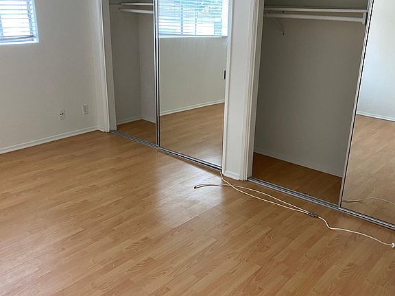 4th image of 1130 N Fuller Ave #2