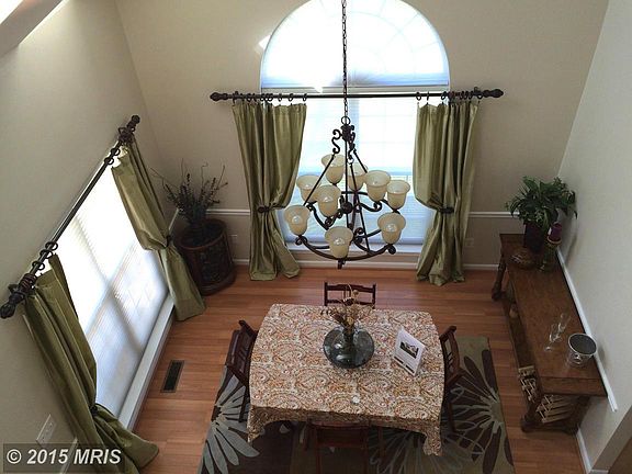 3rd image of 42995 Cedar Springs Ct