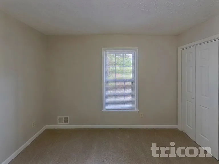 507 Ironwood Ct SE — Photo 14
