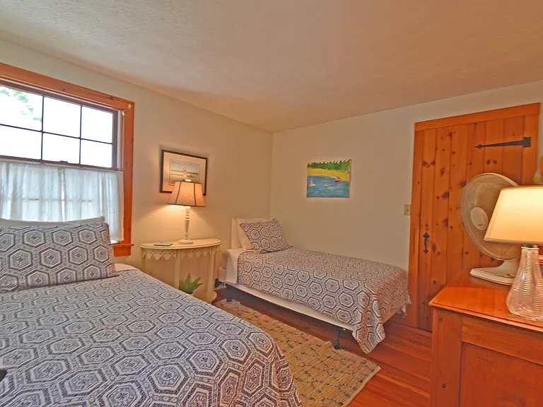32 Wildwood Ave — Photo 29