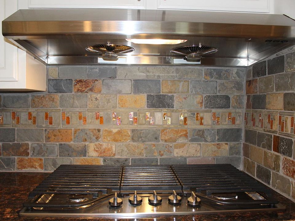 2nd image of 2537 N Loretta Cir