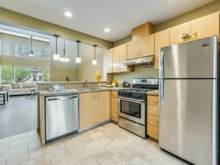 The Residences at Stone Creek — Photo 37