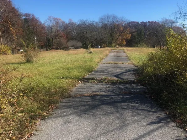 6977 E State Road 46 Rd, Bloomington, IN 47408