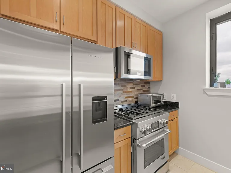 1200 N Hartford St #601 — Photo 6