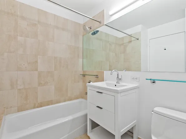 800 6th Avenue image 5 of 24