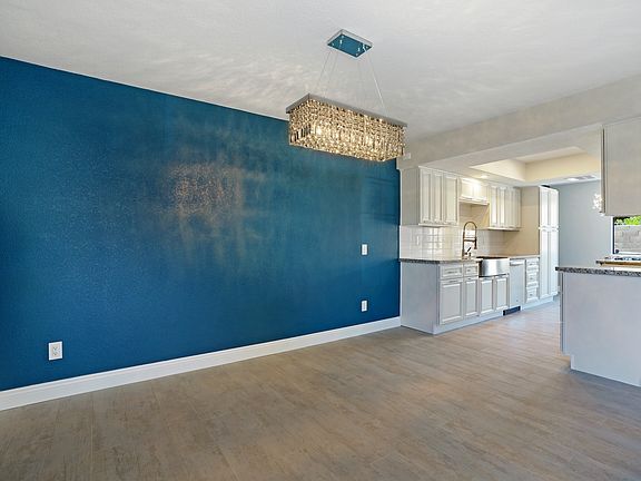 3rd image of 81221 Palmwood Dr