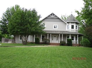 12721 E Tallowood Dr, Wichita, KS 67206