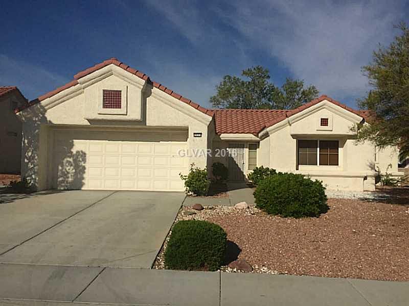1st image of 2533 Desert Butte Dr