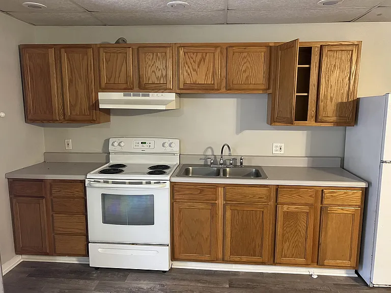 454 E Grafton Rd #B — Photo 5