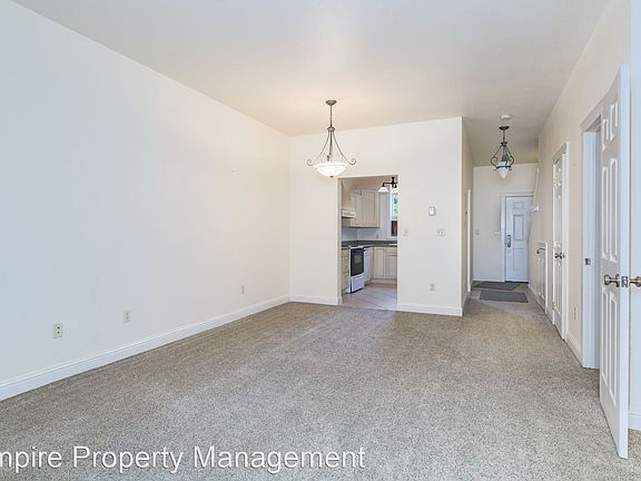 4th image of 935 Yokum St