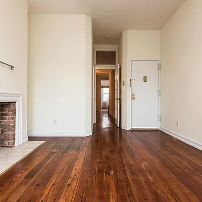 Rented by Best Apartments North Inc | media 79