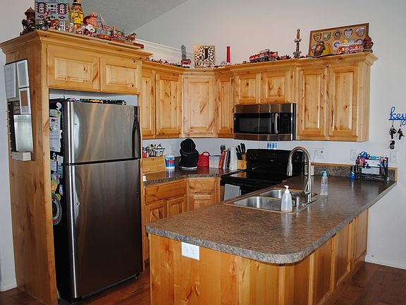 5th image of 2261 E Hailey Ave