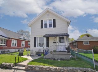 221 W 9th St, Mishawaka, IN 46544