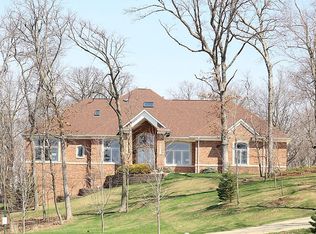 1900 Gardner Dr NW, Cedar Rapids, IA 52405