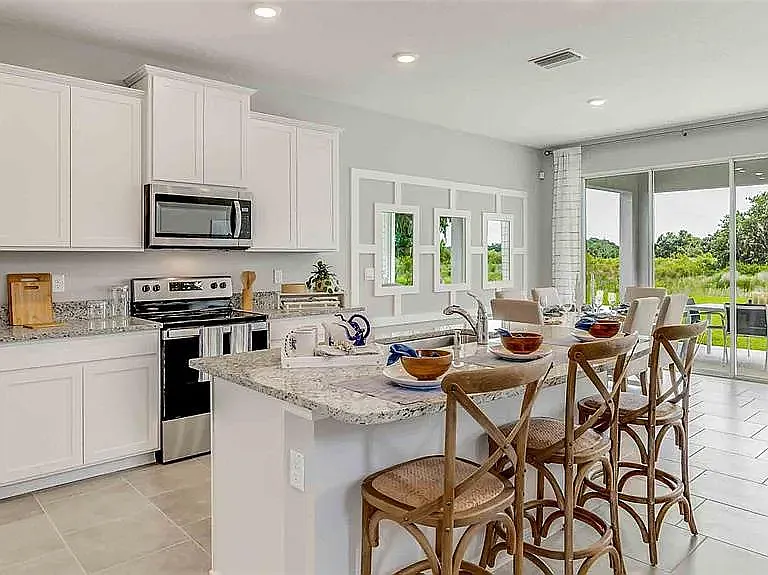 32546 Rosepine Blvd — Photo 3