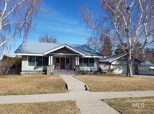 704 E Avenue C, Jerome, ID 83338