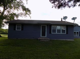 3800 W Ridge Trail Rd, Clark, MO 65243