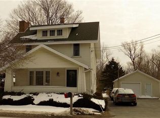 6332 Furnace Rd, Ontario, NY 14519