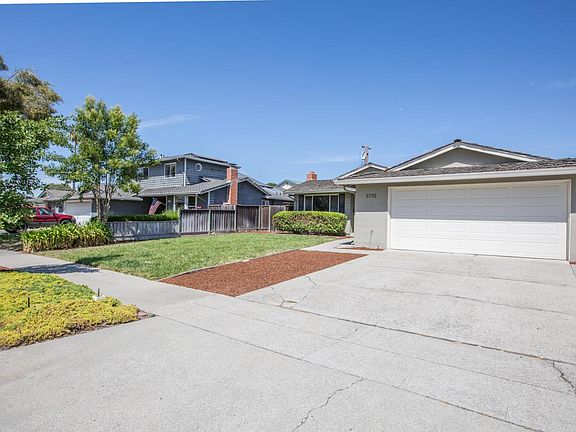3rd image of 5792 Comanche Dr