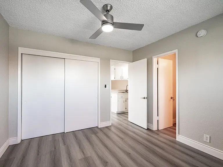 1431 N Citrus Ave #B7 — Photo 6