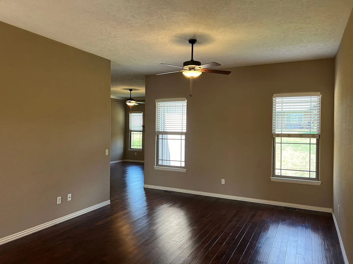 Elevated Everyday Living in Nixa - 3 Bed / 2 Bath — Photo 3