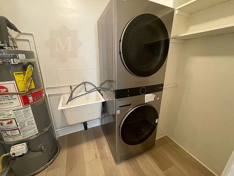 605 W Canon Perdido St #611 — Photo 5