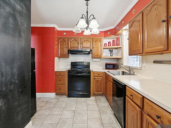 5th image of 9490 Dabney Dr