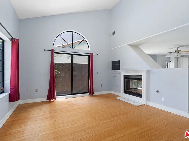 3113 Thatcher Ave — Photo 6
