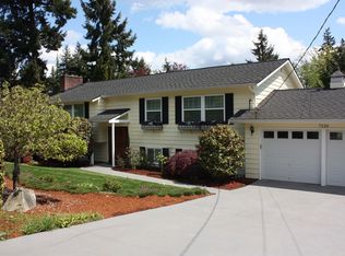 7220 91st Pl SE, Mercer Island, WA 98040