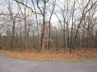 Jackson Ln, Bella Vista, AR 72715