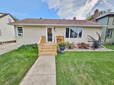 115 9th St SW, Rugby, ND, 58368