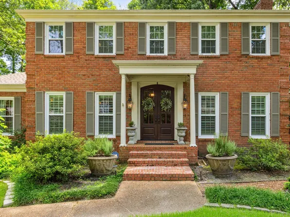 8179 Meadow Glen Dr, Germantown, TN 38138