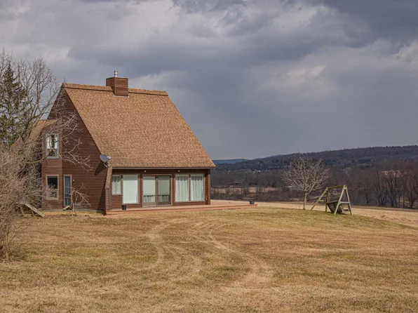 1259 Hopkins Road, Panton, VT 05491