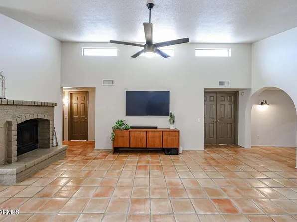 3013 W PHELPS Road, Phoenix, AZ 85053