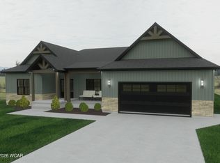 3398 Weldon Dr, Lima, OH 45806