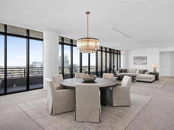 3rd image of 750 Park Ave NE APT 18E