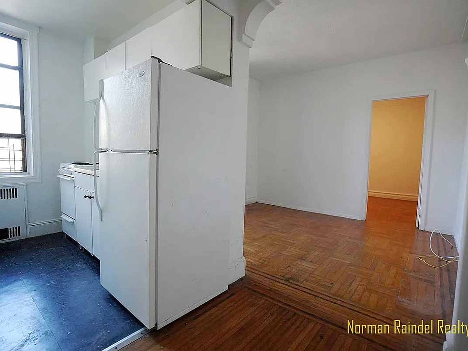 1st image of 150 E 18th St APT 5E