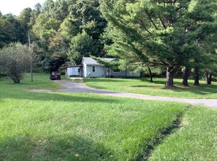 913 Laurel Ave, Big Stone Gap, VA 24230