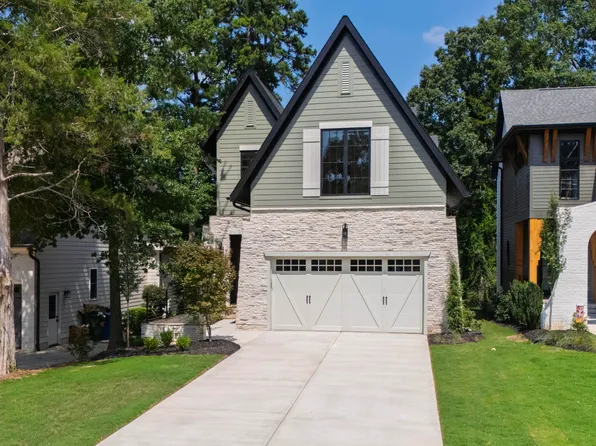 3032 Lewis Farm Rd, Raleigh, NC 27607