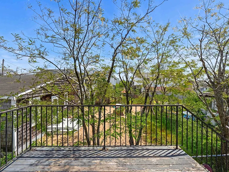 Back Deck Apt 2