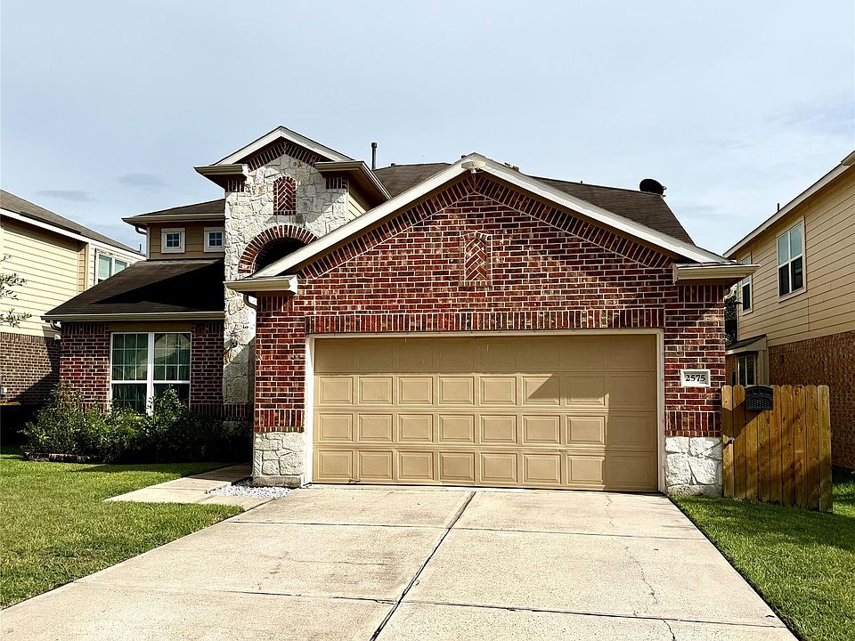 1st image of 2575 Riverway Dr