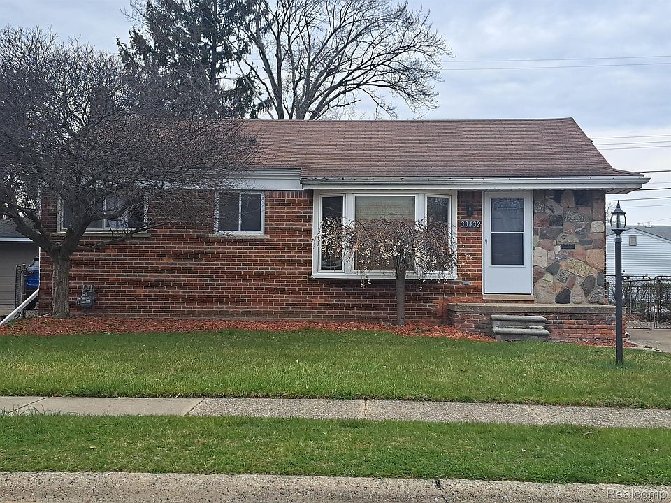 1st image of 33432 Kathryn St